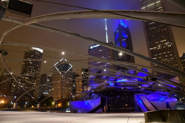 Pritzker-Pavilion_064